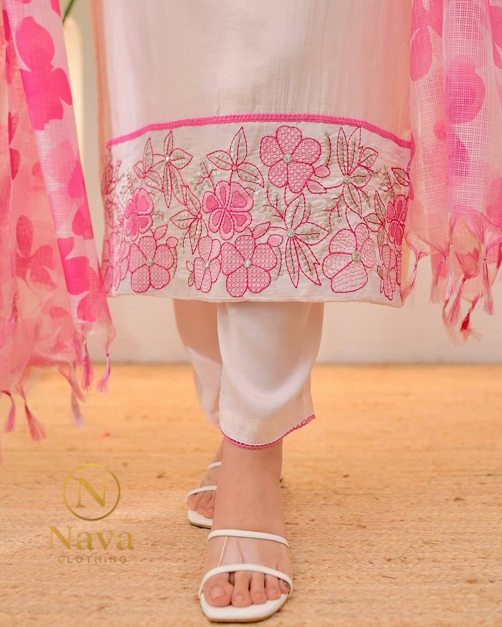 নরম কটন, হালকা পিঙ্ক টাচ আর ফুল এমব্রয়ডারি ডিজাইন